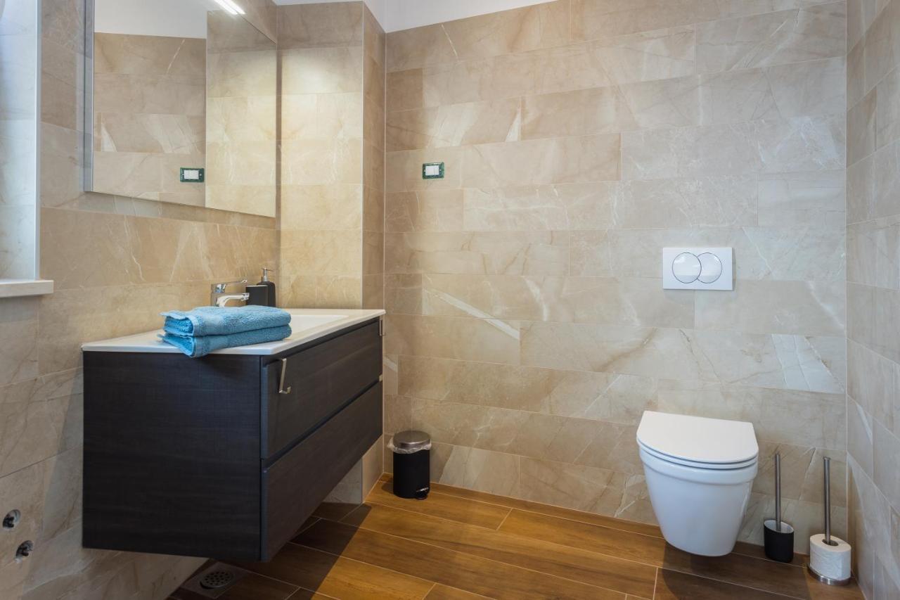 Vrznaveri Villa Leonardo מראה חיצוני תמונה