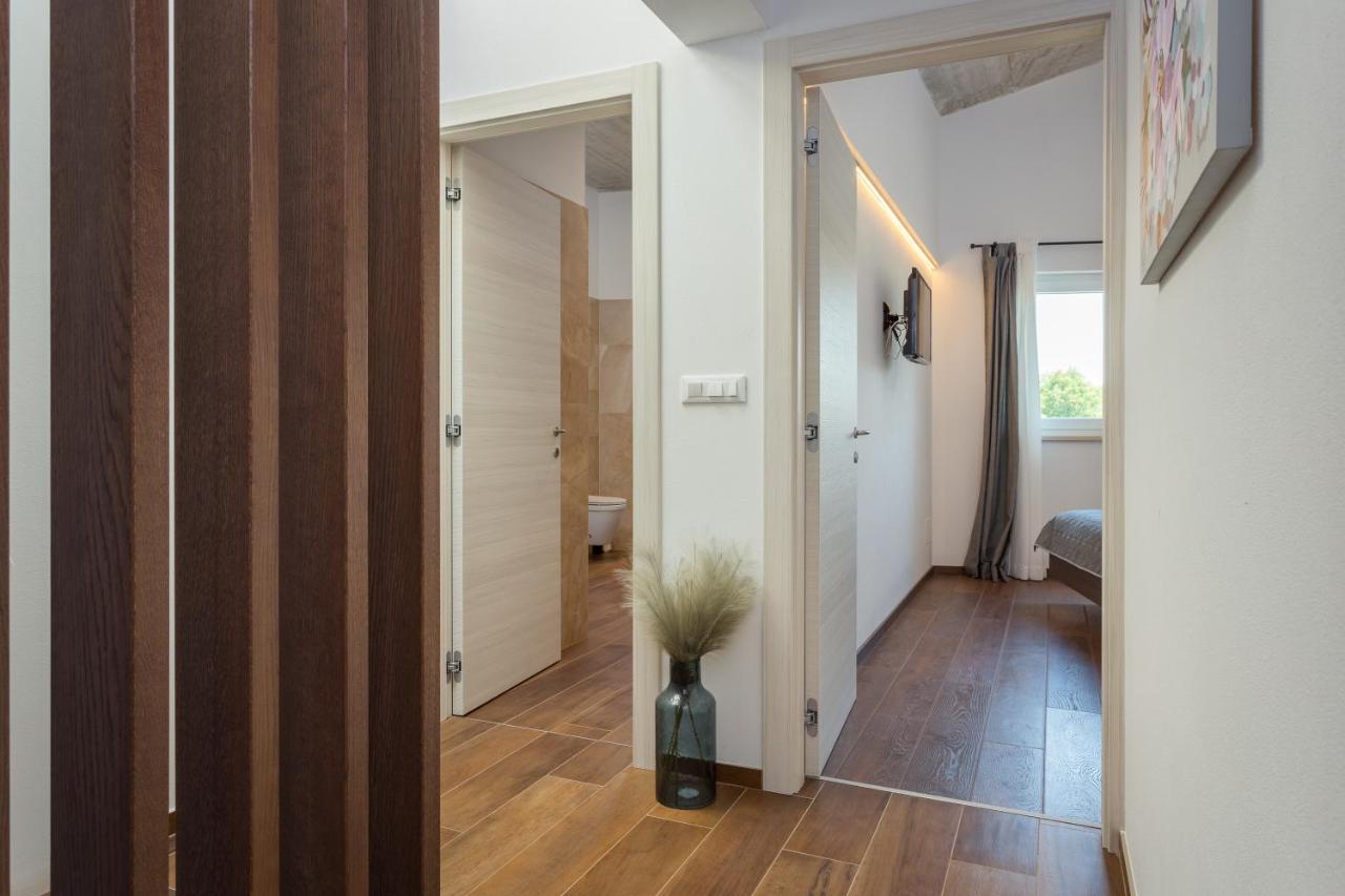 Vrznaveri Villa Leonardo מראה חיצוני תמונה